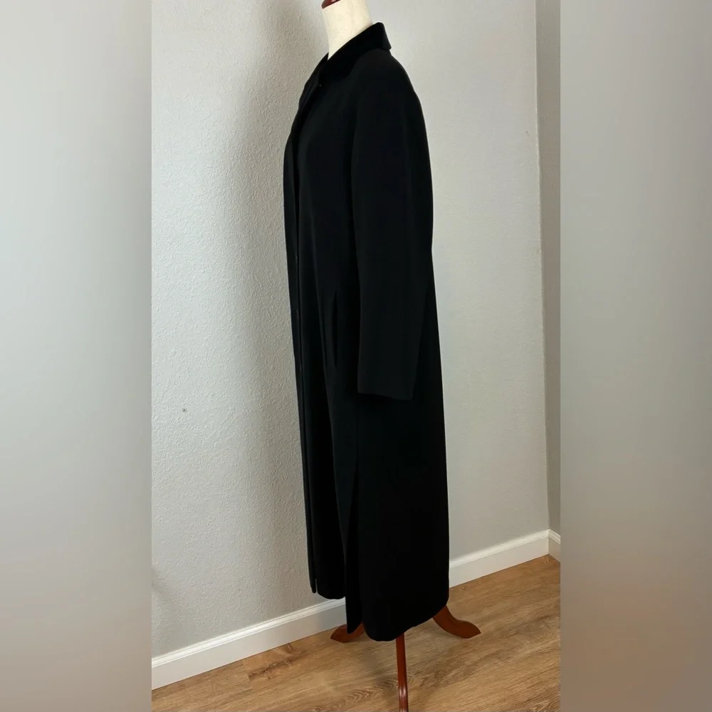 Gallery Long Lined Black Coat Velvet Collar Button Up Size 6 - Picture 5 of 11